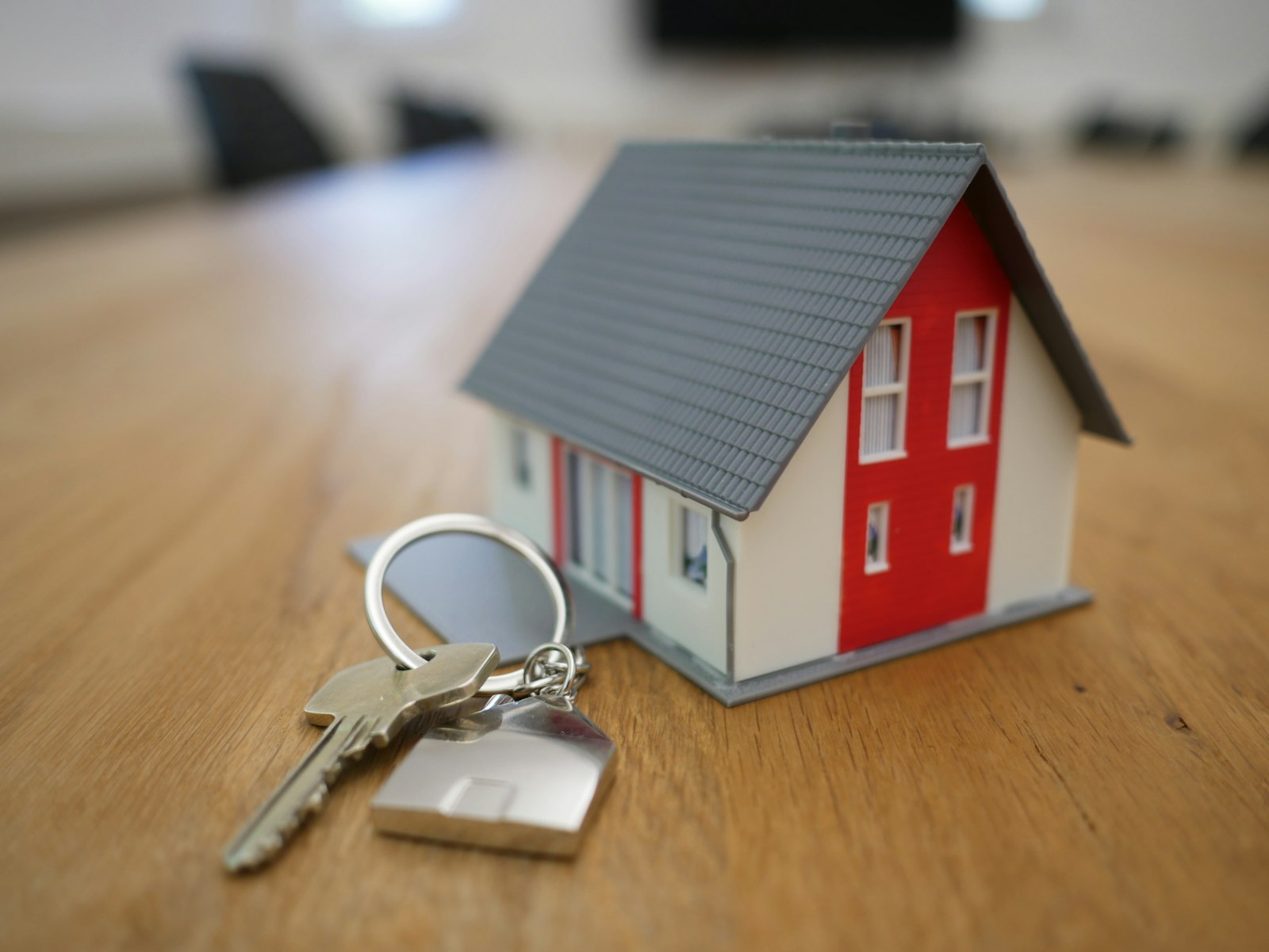 Sleutels van een huis, klaar voor een aankoopakte